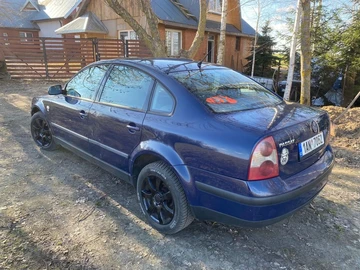 Авто Volkswagen Passat Sedan 2002 № 8603631