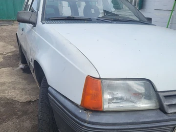 Авто Opel Kadett 1990 № 8603640