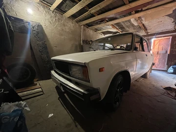 Авто ВАЗ 2105 1979 № 8603711