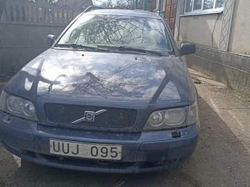 Авто Volvo S40 2004 № 8603916
