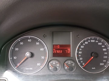 Авто Volkswagen Golf 2009 № 8604266