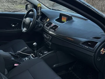 Авто Renault Megane 2010 № 8604448