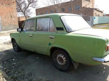 Авто ВАЗ 2101 1984 № 8604549
