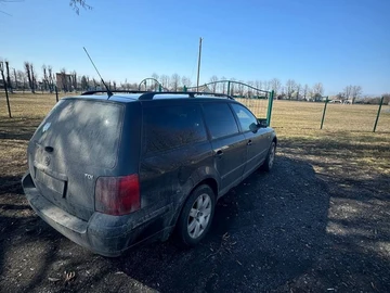 Авто Volkswagen Passat Variant 1999 № 8604729