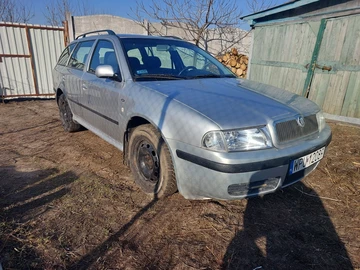 Авто Skoda Octavia 2001 № 8605080