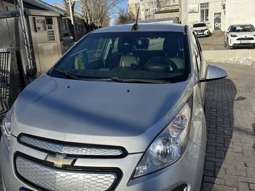 Авто Chevrolet Spark 2015 № 8605100