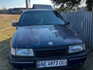 Авто Opel Vectra 1992 № 8605135