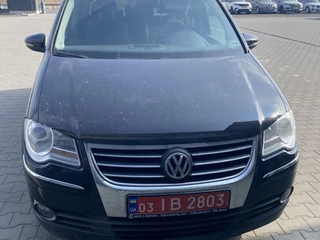 Авто Volkswagen Touran 2009 № 8605166