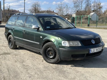 Авто Volkswagen Passat Variant 1998 № 8605186