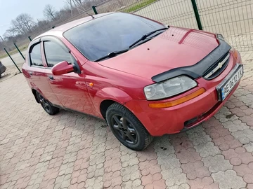 Авто Chevrolet Aveo 2004 № 8605191