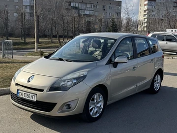 Авто Renault Grand Scenic 2011 № 8605447