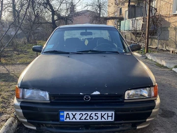 Авто Mazda 323 1993 № 8605502