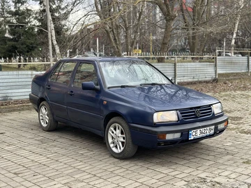 Авто Volkswagen Vento 1993 № 8605538