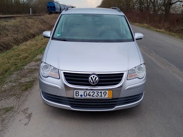 Авто Volkswagen Touran 2008 № 8605545