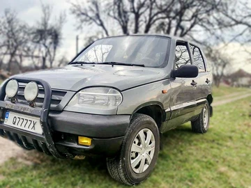 Авто Chevrolet Niva 2004 № 8605797