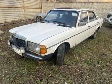 Авто Mercedes W123 1983 № 8605817