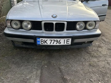 Авто BMW M1 1990 № 8605902