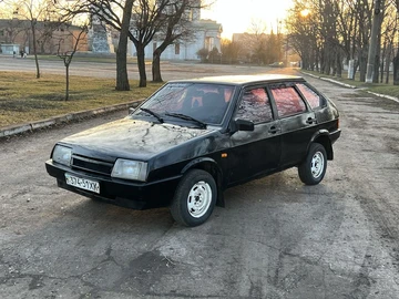 Авто ВАЗ 2109 1992 № 8605912