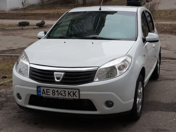 Авто Dacia Sandero 2009 № 8605925