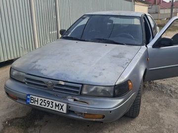 Авто Nissan Maxima 1992 № 8606122