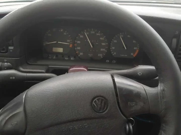 Авто Volkswagen Passat Variant 1994 № 8606127