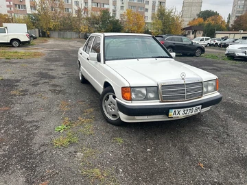 Авто Mercedes 190 1986 № 8606154