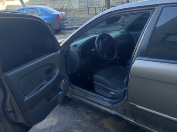 Авто KIA Shuma 2004 № 8606174