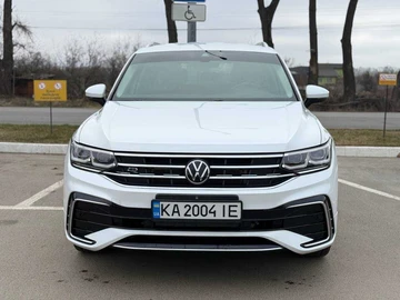 Авто Volkswagen Tiguan 2023 № 8606247