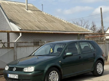 Авто Volkswagen Golf 1999 № 8606501