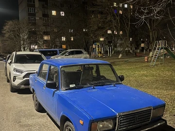 Авто ВАЗ 2107 1990 № 8606574