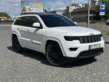 Авто Jeep Grand Cherokee 2018 № 8606576