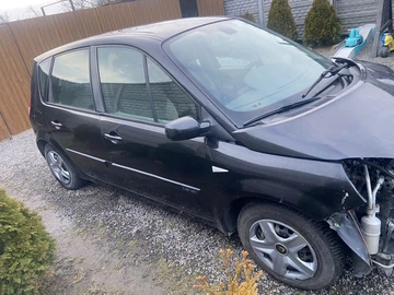 Авто Renault Scenic Ii 2005 № 8606605