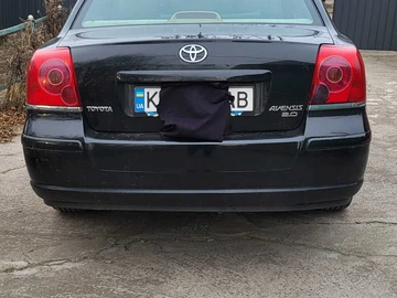 Авто Toyota Avensis 2004 № 8606810