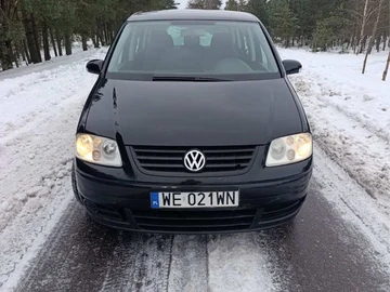 Авто Volkswagen Touran 2004 № 8606928