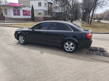 Авто Audi A4 2002 № 8607098