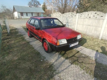 Авто ВАЗ 2109 1988 № 8607112