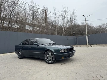 Авто BMW 5 Серия 1989 № 8607164