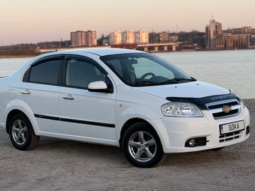 Авто Chevrolet Aveo 2008 № 8607440