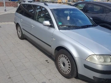 Авто Volkswagen Passat Variant 2001 № 8607505