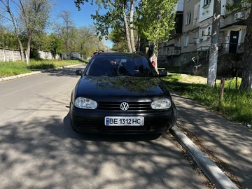 Авто Volkswagen Golf 2004 № 8607855