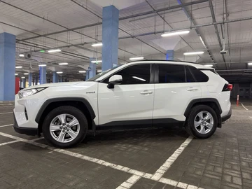 Авто Toyota Rav 4 2021 № 8607876