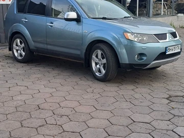 Авто Mitsubishi Outlander 2008 № 8608207