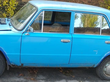 Авто ВАЗ 2101 1988 № 8608251