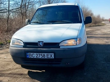 Авто Peugeot 205 1999 № 8608256