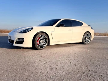 Авто Porsche Panamera 2011 № 8608433
