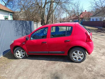 Авто Dacia Sandero 2010 № 8608465