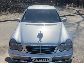 Авто Mercedes 220 2000 № 8608729
