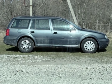 Авто Volkswagen Golf 2000 № 8608753