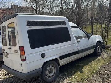 Авто Renault Rapid 1994 № 8608779