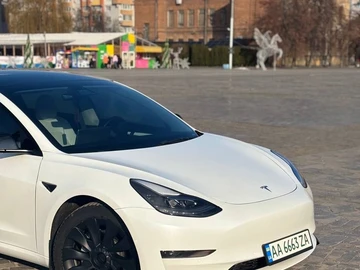 Авто Tesla Model 3 2021 № 8608826